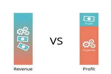 Visual explanation of profit vs revenue showing how expenses are deducted from revenue to calculate profit